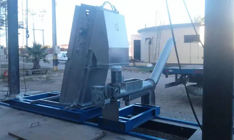 Tornillo compactador para la Planta elevadora Coquimbo, Aguas del Valle